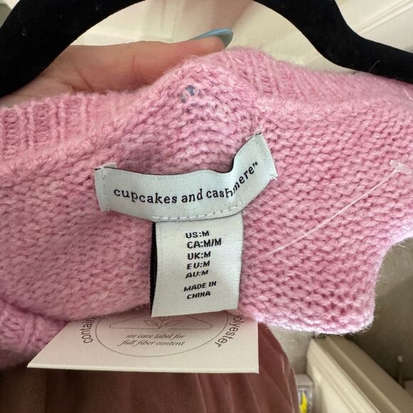 Women’s Cupcakes and Cashmere Sweater M NWT - Picture 4 of 5